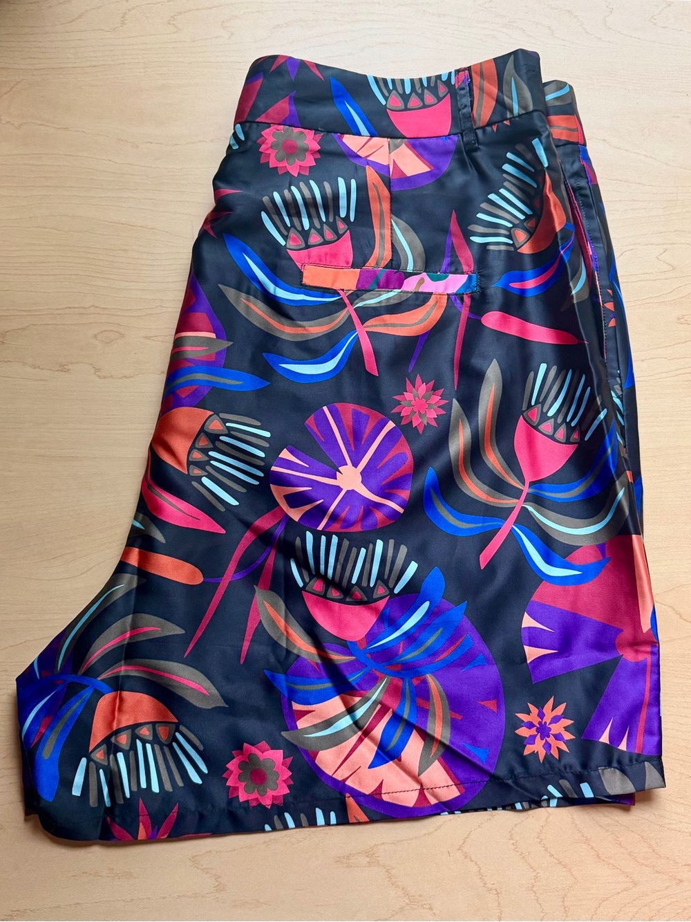 Rue Trouser shorts in tropical print